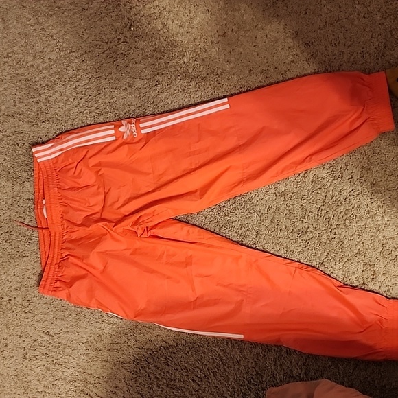 Addidas - Picture 2 of 4